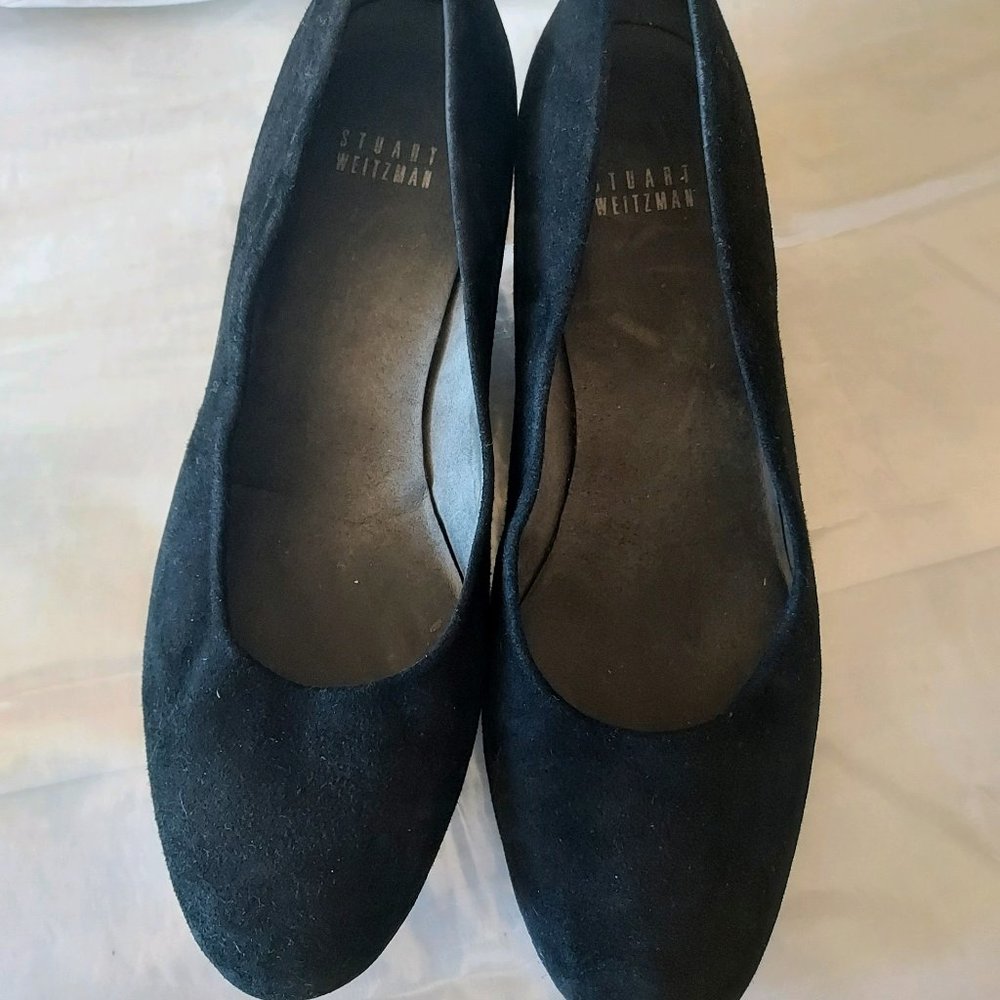 STUART WEITZMAN BLACK SUEDE ROUND TOE WEDGE'S  - PRE-OWNED 8 1/2 M